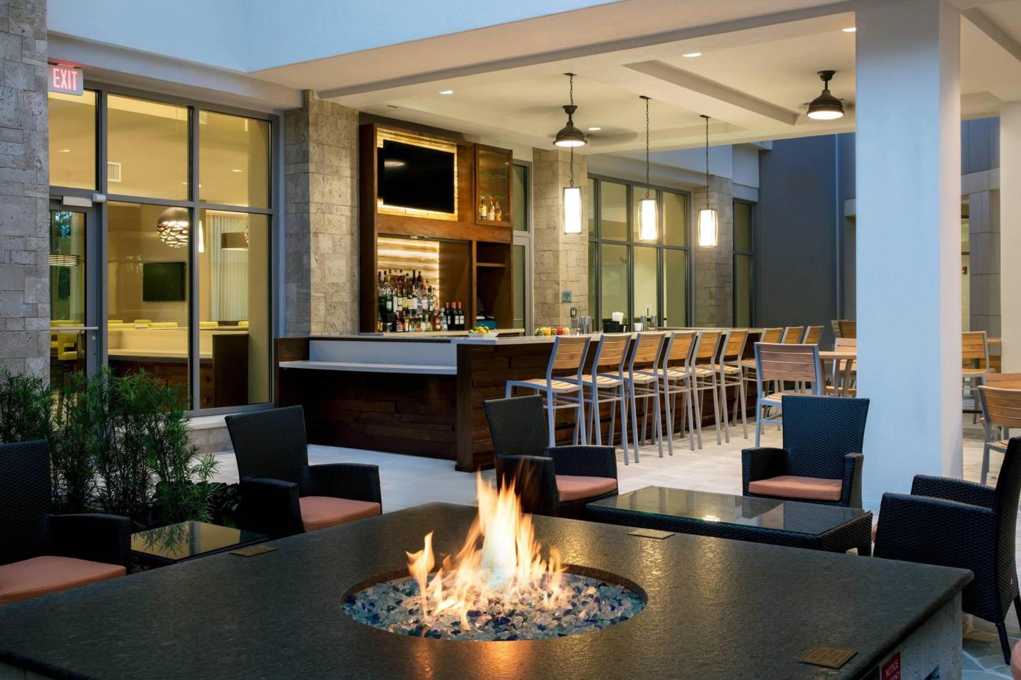Springhill Suites By Marriott Orlando Theme Parks Lake Buena Vista Exterior photo